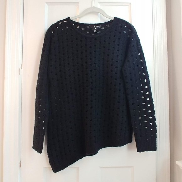 Aqua Black Sweater with Holes Asymmetrical Bottom Bloomingdale's wool blend S-M - Picture 2 of 11